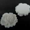 8 Medium, hvide resin roser