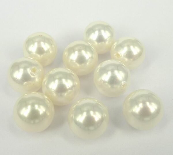 10 stk. Anborede, Hvide shell perler 14mm
