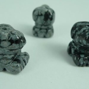 Hund i snowflake obsidian 1stk