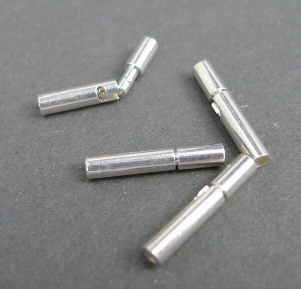 Sølvfarvede fjeder/bajonetlåse 2mm(4stk)