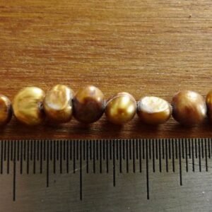 Gyldenbrune ferskvandsperler 4-5mm
