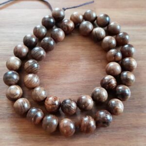 Nøddebrune perler i træ 10mm