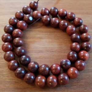 Rødbrune perler i træ 10mm