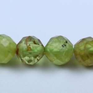 Facetteret peridot 4mm