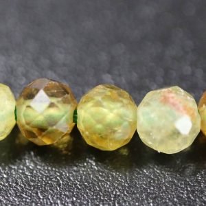 Facetterede, grønne granater 3 mm IMG 2698