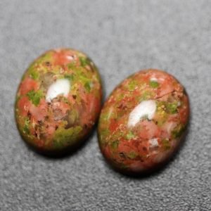 2 stk. Unakit cabochoner 8x10mm CAB 038 3