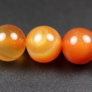 2. sort. Lys karneol 8 mm