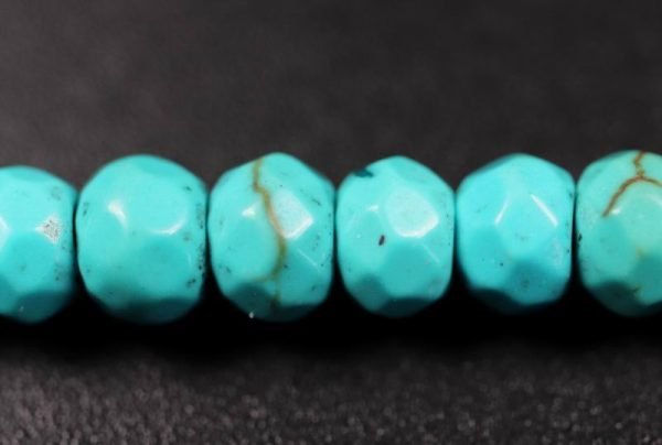 Turkise, Facetterede rondeller i 'jade' 3x4mm