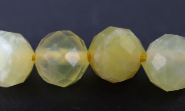 Facetteret Yellow Opal 6 mm