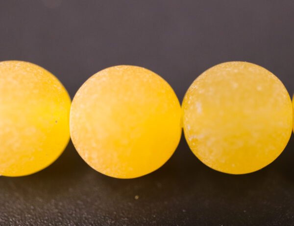 Matte perler i jade 8mm, Yellow