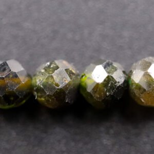 Facetterede, grønne turmaliner 4 mm
