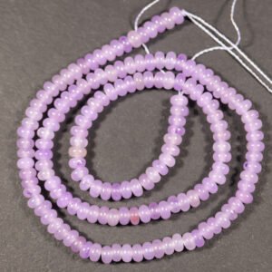 Lavendelfarvede rondeller i 'jade' 2,5x5mm