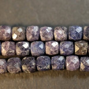 Facetterede, firkantede Safirer 4 mm