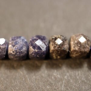 Facetterede, firkantede Safirer 4 mm