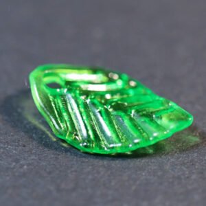 Små grønne blade i acryl (25 stk.)