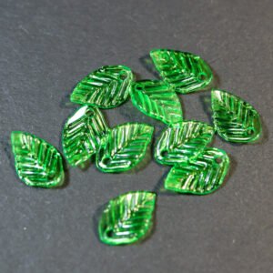 Små grønne blade i acryl (25 stk.)