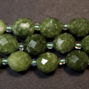 Ovale perler i malaysia jade, Olive Green 9x8 mm
