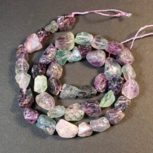 Regnbue Fluorit Pebbles