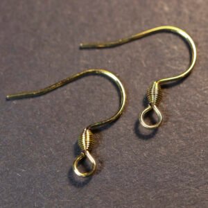 Ørekroge i Guldfarvet stål med spiral 10 stk.