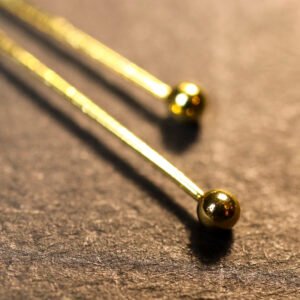 100 stk. Perlestave i forgyldt stål med kugle 0,6 mm